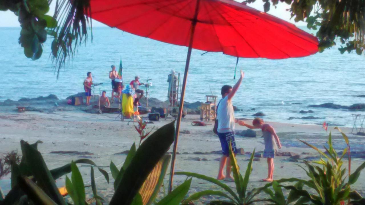 Dugong Koh Sukorn Hotel Ko Sukon Exterior foto